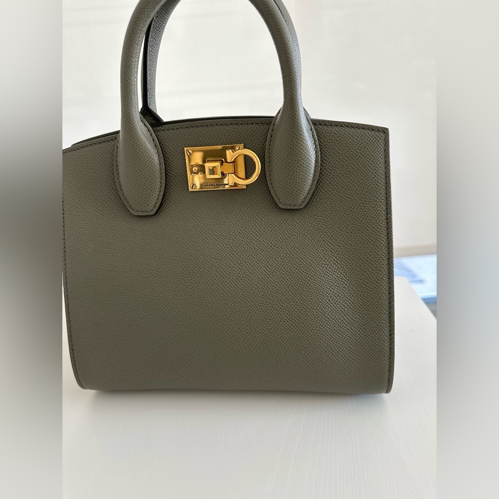 Salvatore Ferragamo Studio Box bag NEW